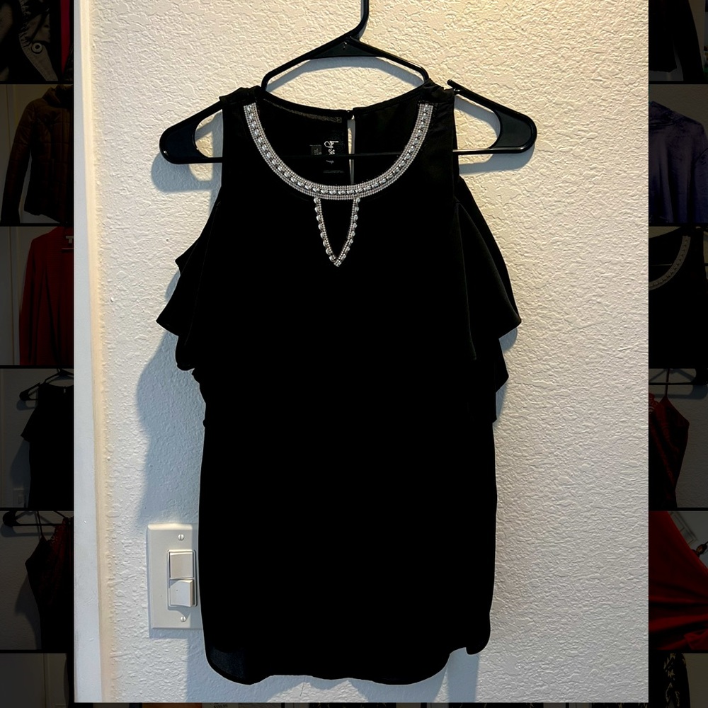 Women’s Blouse-Size Small